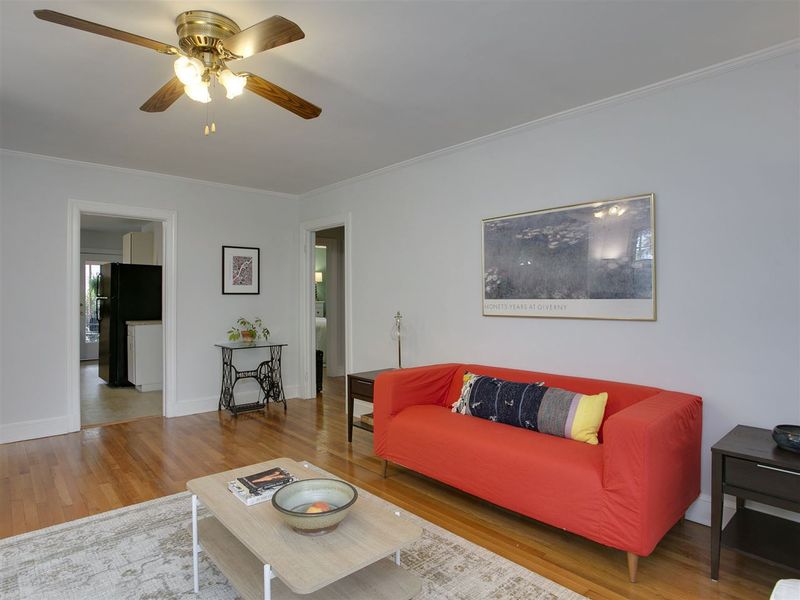 2939 Chapel Hill Rd, Durham, NC 27707