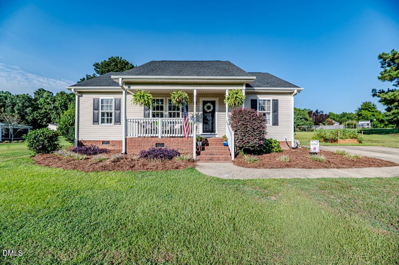 294 Arbor Crest Ln, Lillington, NC 27546