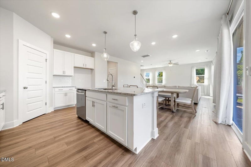 294 Barbour Farm Ln, Four Oaks, NC 27524
