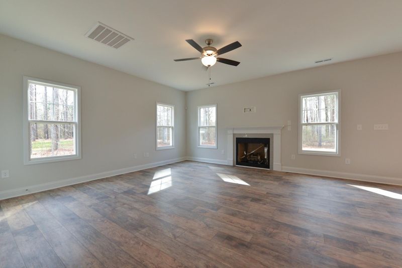294 Berg St, Smithfield, NC 27577