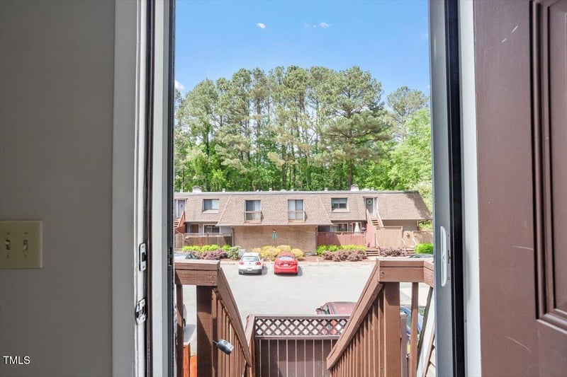 294 Summerwalk Cir, Chapel Hill, NC 27517