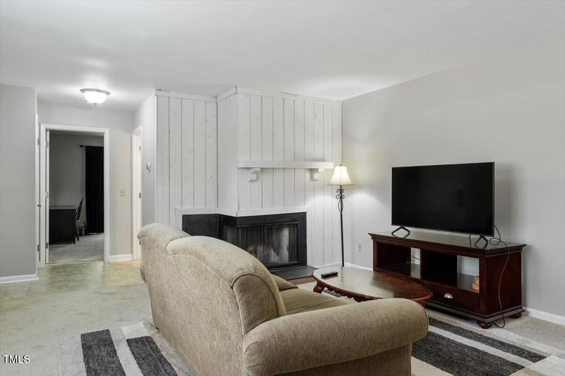 294 Summerwalk Cir, Chapel Hill, NC 27517