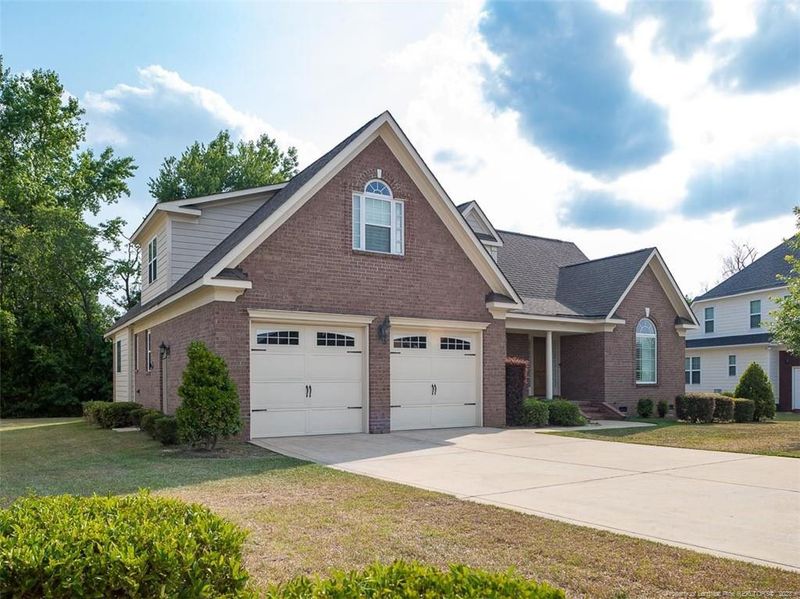 2940 Eaglecrest Ln, Fayetteville, NC 28306