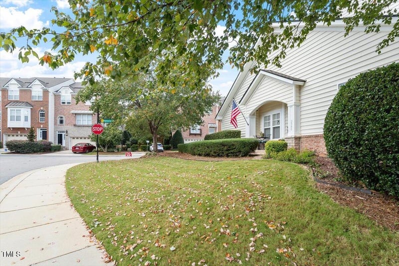 2940 Imperial Oaks Dr, Raleigh, NC 27614