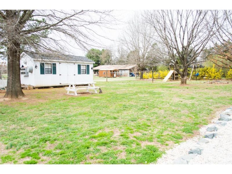 2940 N Nc Highway 49, Burlington, NC 27217