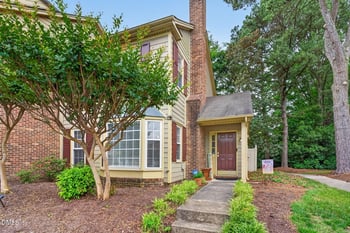 2941 Faversham Pl, Raleigh, NC 27604