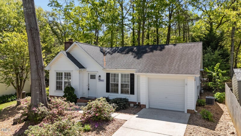 2941 Golden Oak Ct, Raleigh, NC 27603