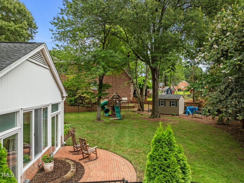 2942 Amherst Ave, Burlington, NC 27215