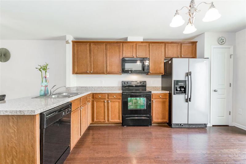 2942 Berkeley Springs Pl, Raleigh, NC 27616