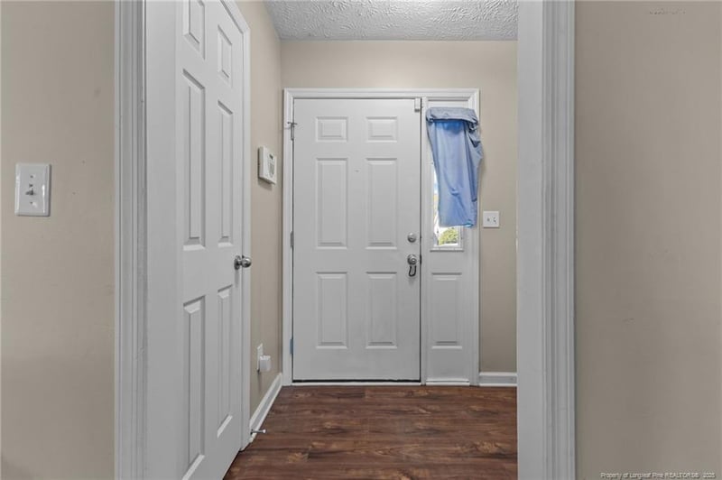 2943 Chillingworth Dr, Fayetteville, NC 28306