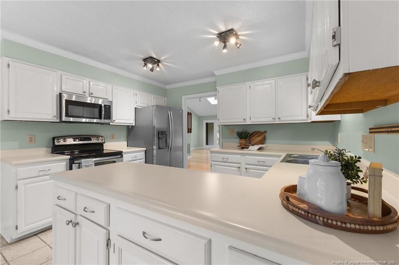 2944 Wedgeview Dr, Fayetteville, NC 28306