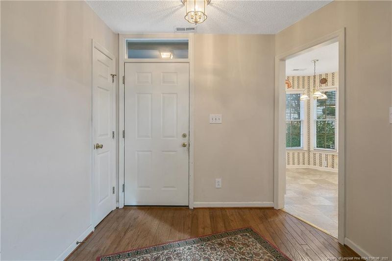 2945 Amelia Dr, Fayetteville, NC 28304