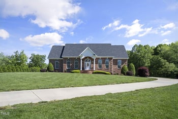 2945 Doris Dr, Burlington, NC 27217