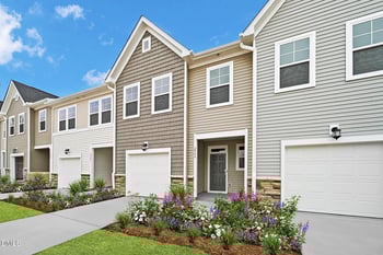 2946 Hickory Field Dr, Raleigh, NC 27616