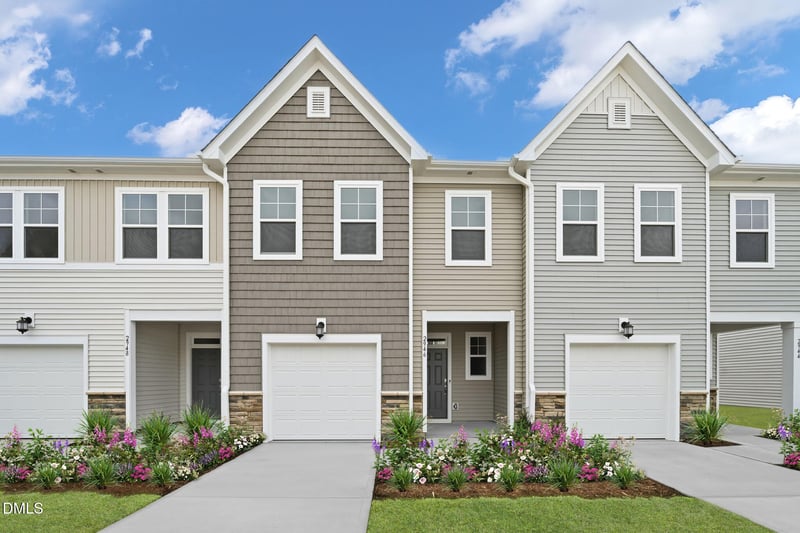 2946 Hickory Field Dr, Raleigh, NC 27616