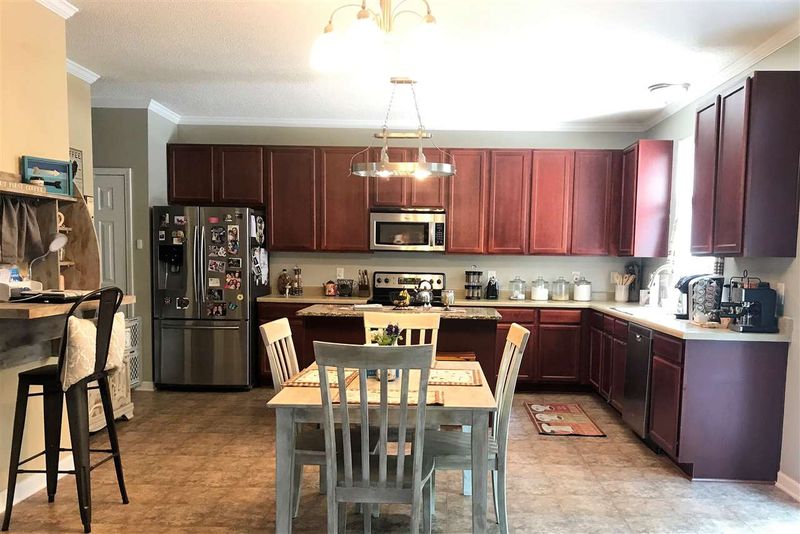 295 Averasboro Dr, Clayton, NC 27520