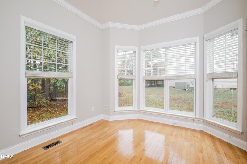 295 Clubhouse Dr, Youngsville, NC 27596