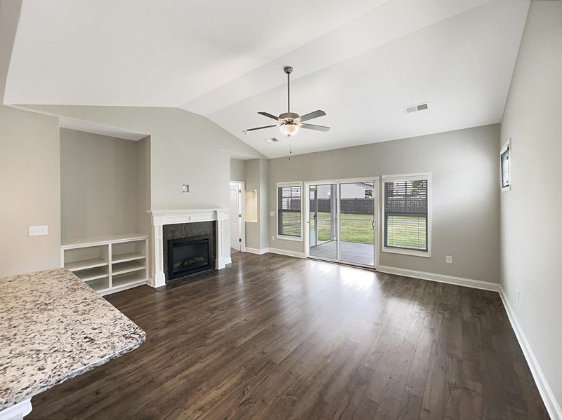 295 Edgefield St, Clayton, NC 27520