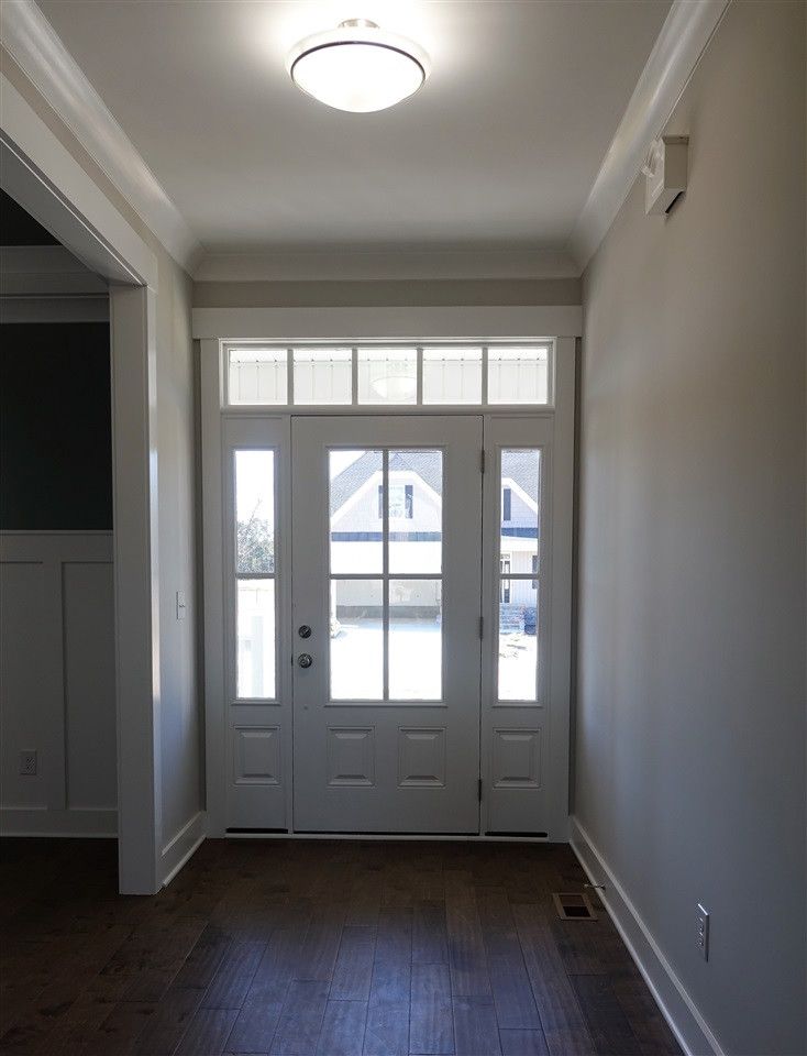 295 Farmall Dr, Smithfield, NC 27577