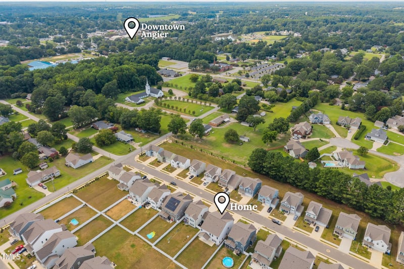 295 Horseshoe Pl, Angier, NC 27501