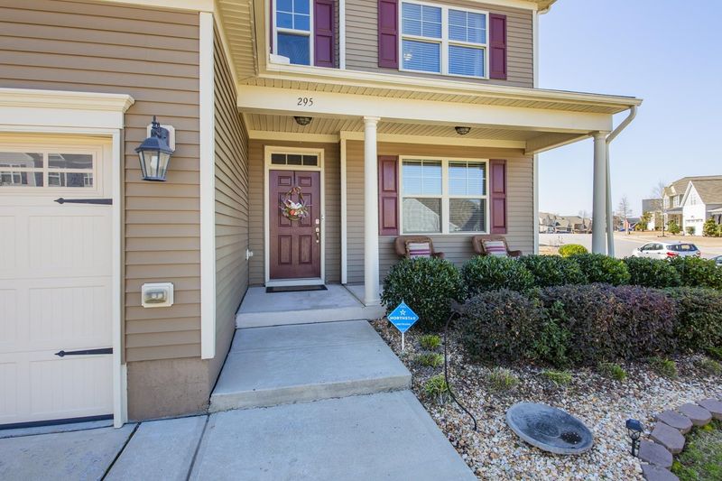 295 Naples Ln, Clayton, NC 27527