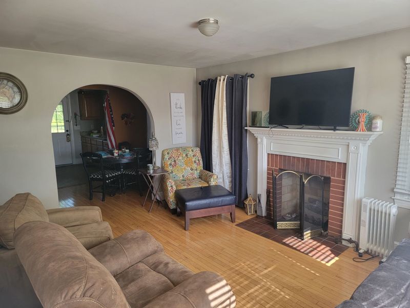 295 Old Durham Rd, Roxboro, NC 27573
