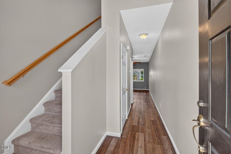 295 Plaza Dr #D, Chapel Hill, NC 27517