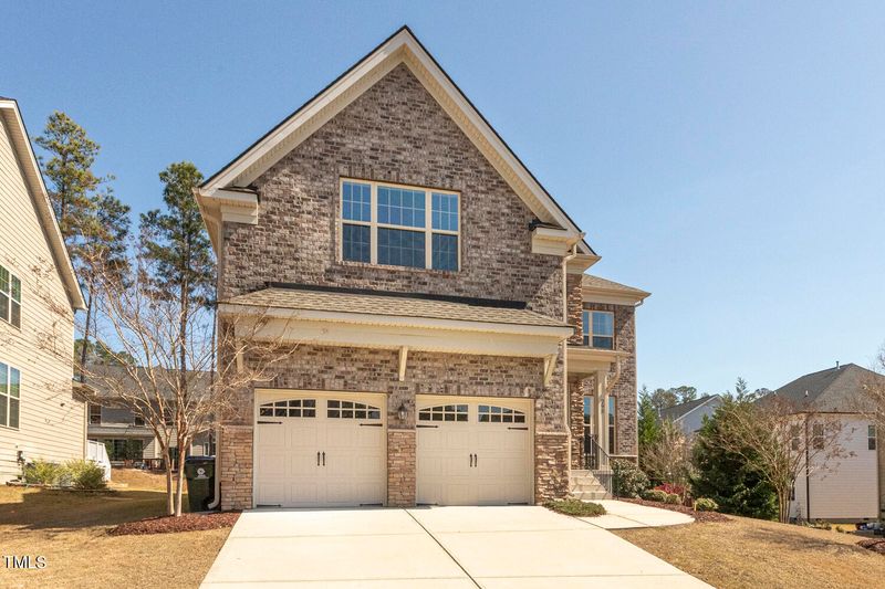 295 Prinnie Dr, Cary, NC 27519
