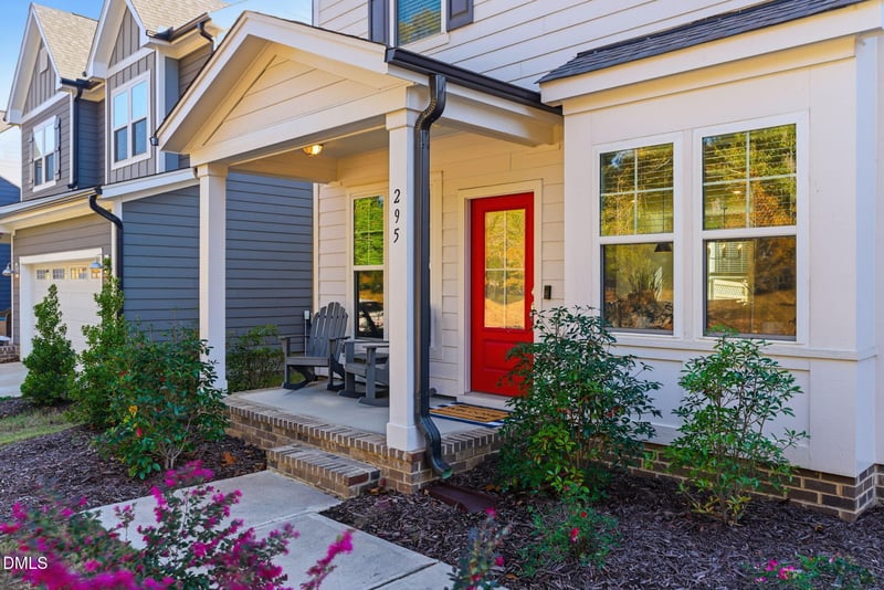 295 Sneed Ln, Fuquay Varina, NC 27526