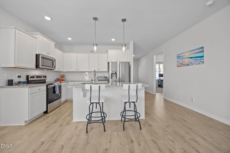 295 Springtooth Dr, Zebulon, NC 27597