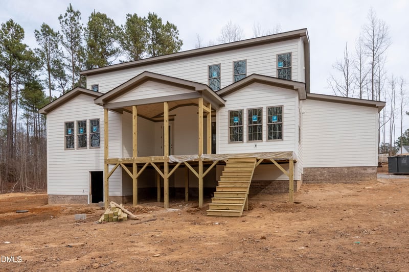 295 Whistlers Cv, Louisburg, NC 27549