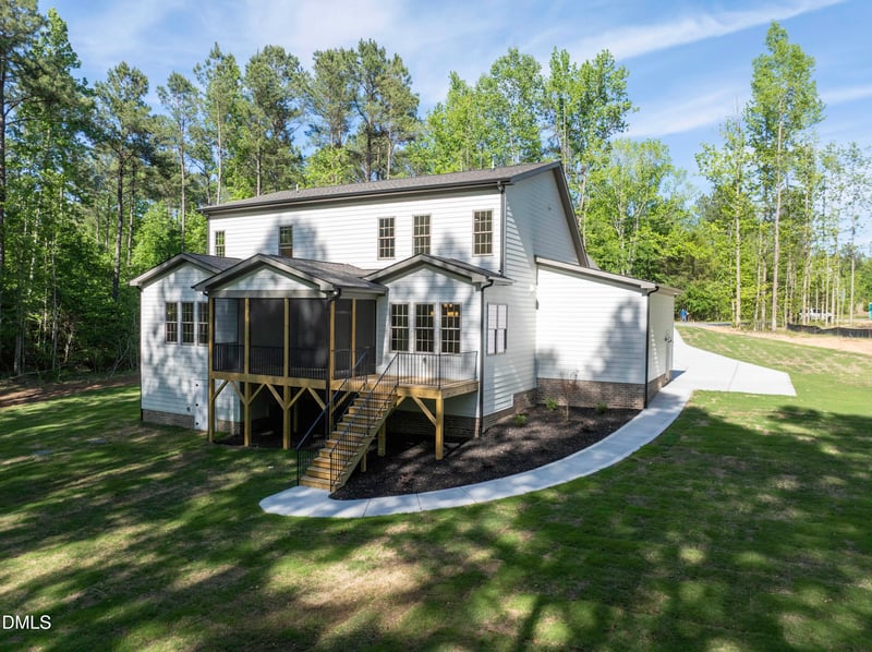 295 Whistlers Cv, Louisburg, NC 27549