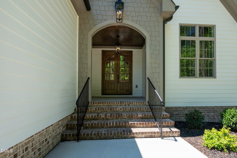 295 Whistlers Cv, Louisburg, NC 27549