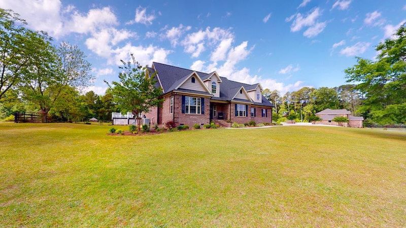 2950 Grabtown Rd, Smithfield, NC 27577