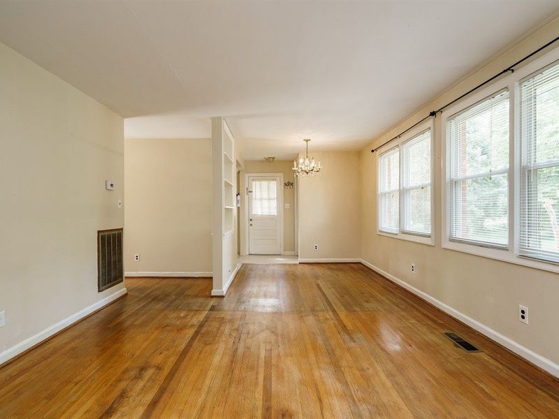 2952 Claremont Rd, Raleigh, NC 27608