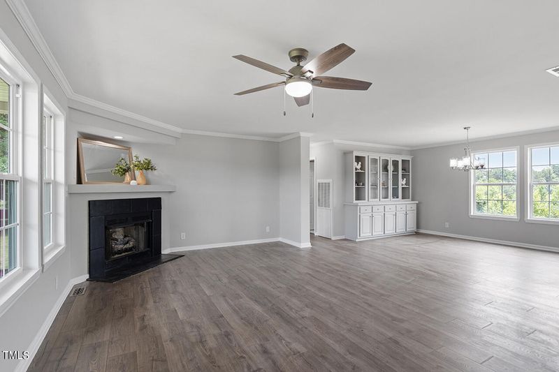 2953 Quakenbush Rd, Snow Camp, NC 27349