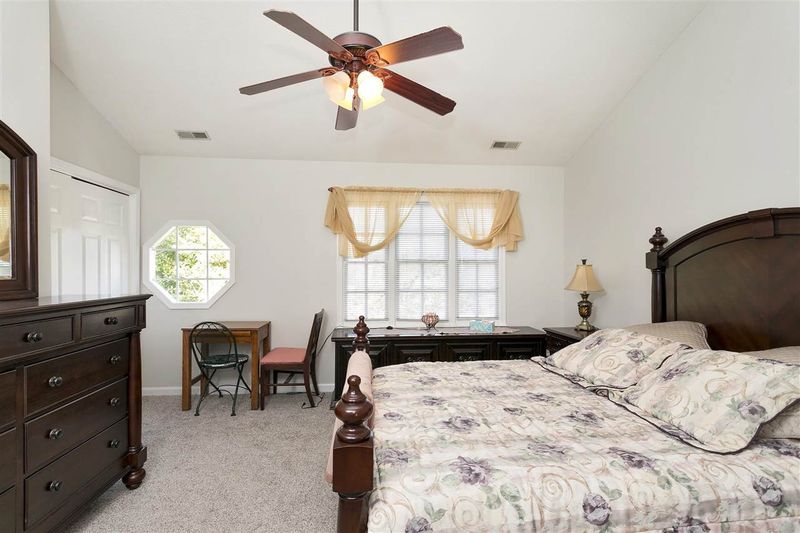 2954 Faversham Pl, Raleigh, NC 27604