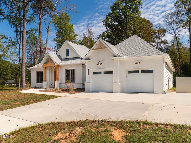 2956 Forest Creek Ln, Mebane, NC 27302