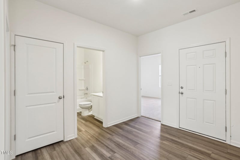 296 Babbling Brook Dr, Clayton, NC 27520