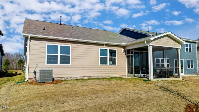 296 Providence Creek Dr, Fuquay Varina, NC 27526