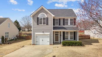 296 Stansbury Ln, Clayton, NC 27527