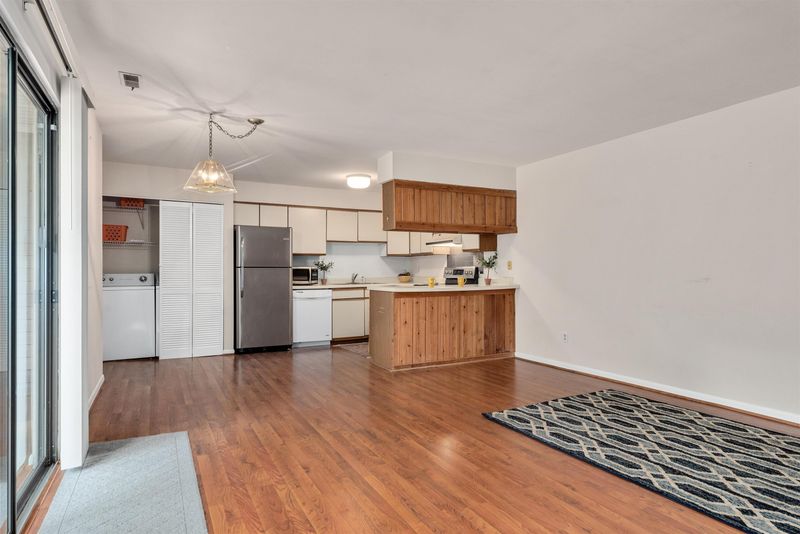 296 Summerwalk Cir, Chapel Hill, NC 27517