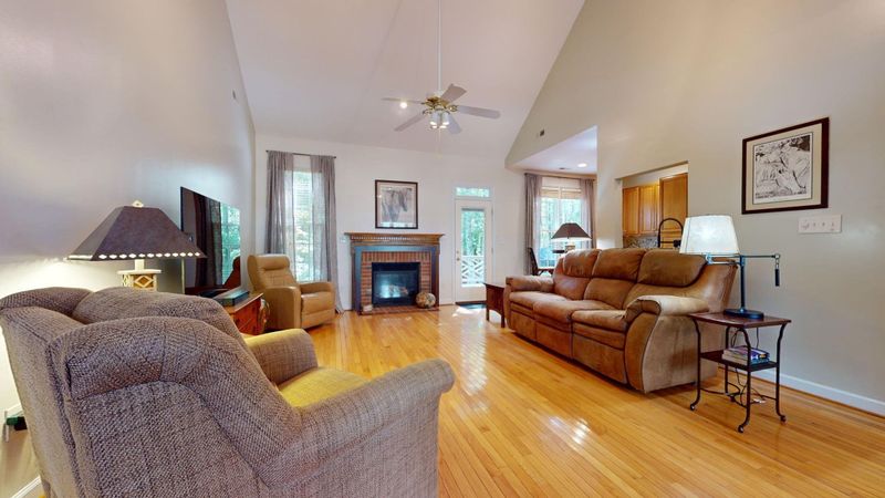 2960 Dargan Hills Dr, Wake Forest, NC 27587