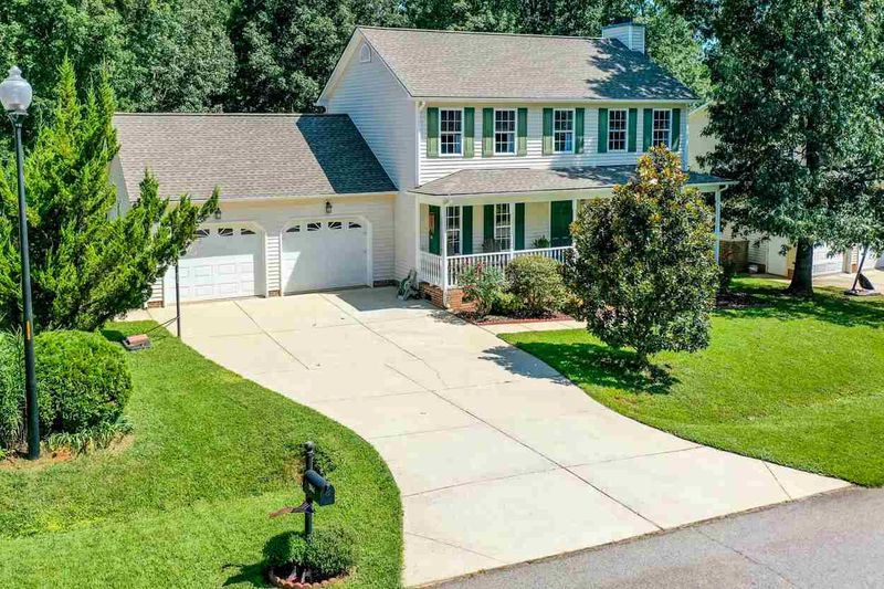 2964 Deep Glen Ct, Raleigh, NC 27603