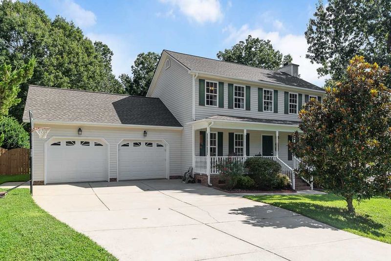 2964 Deep Glen Ct, Raleigh, NC 27603
