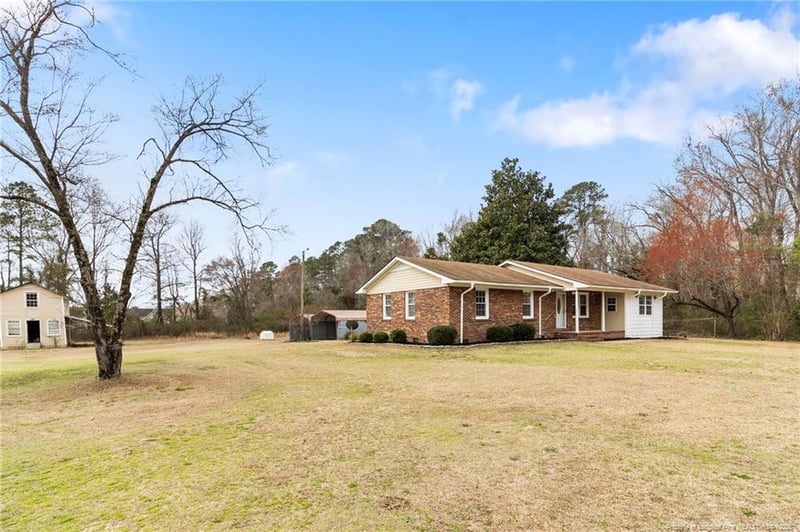 2966 Cedar Creek Rd, Fayetteville, NC 28312