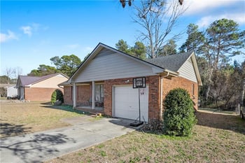 2967 Peacock St, Hope Mills, NC 28348