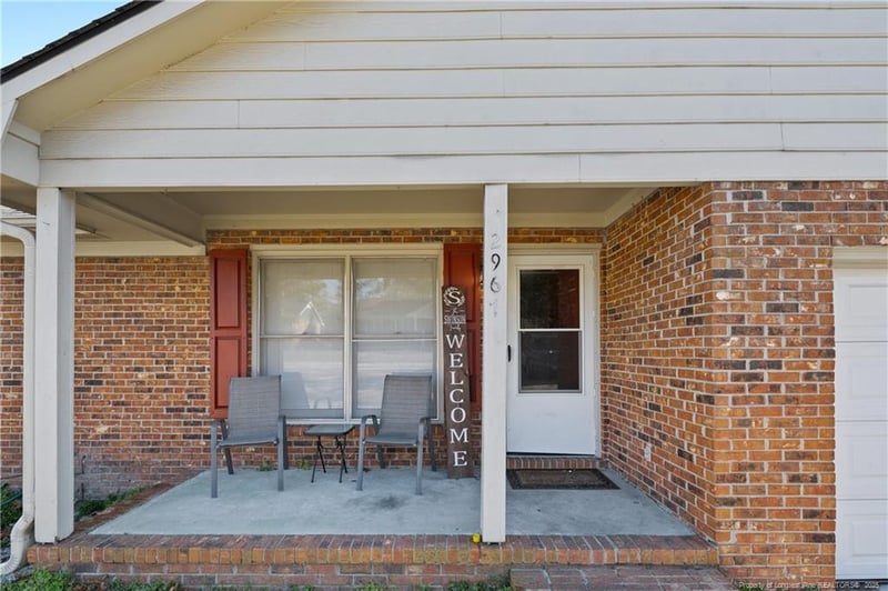2967 Peacock St, Hope Mills, NC 28348
