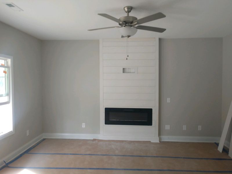 2967 Wire Rd, Erwin, NC 28339