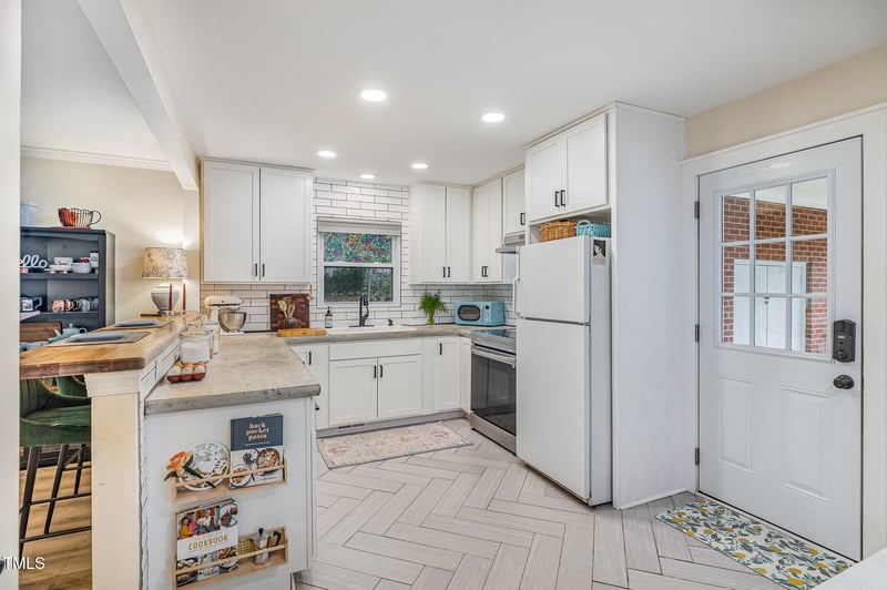 2968 Tram Rd, Fuquay Varina, NC 27526